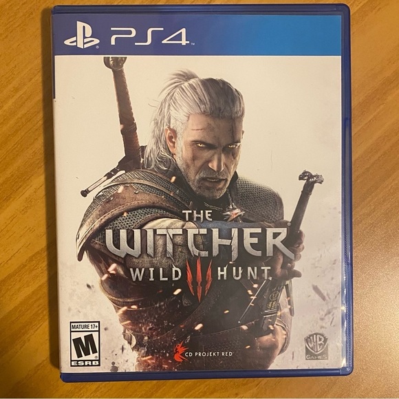 PS4 The Witcher Wild Hunt Video Game - Picture 1 of 3